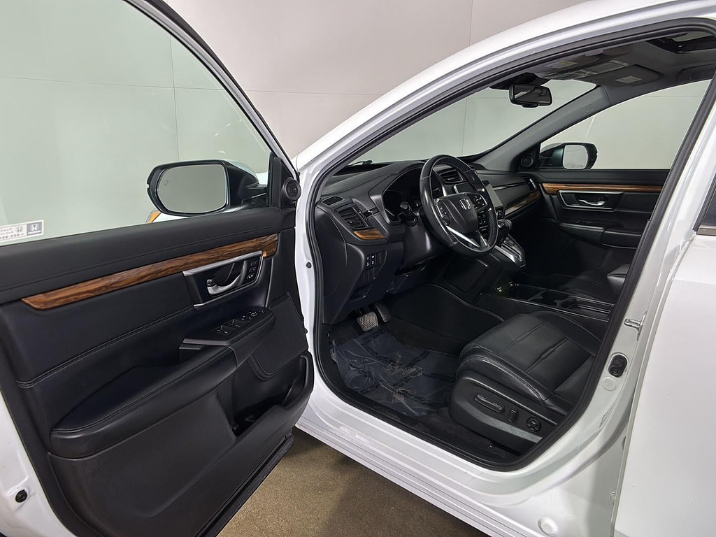 2021 Honda CR-V Located at Smart Motors Toyota slide-image