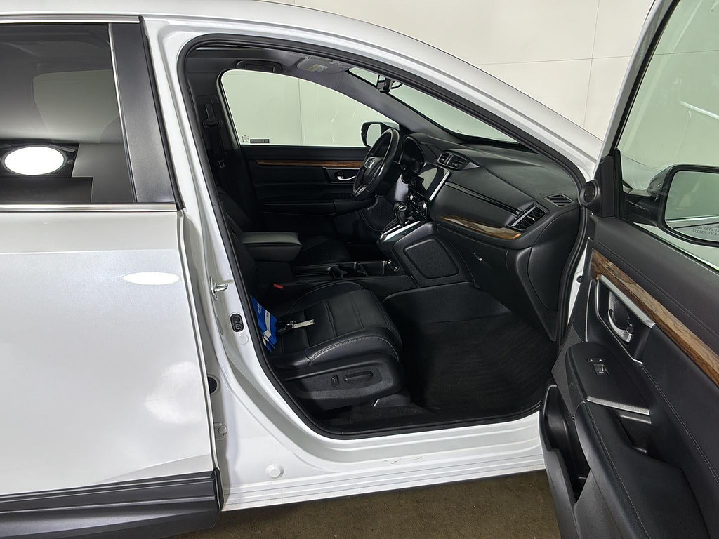 2021 Honda CR-V Located at Smart Motors Toyota slide-image