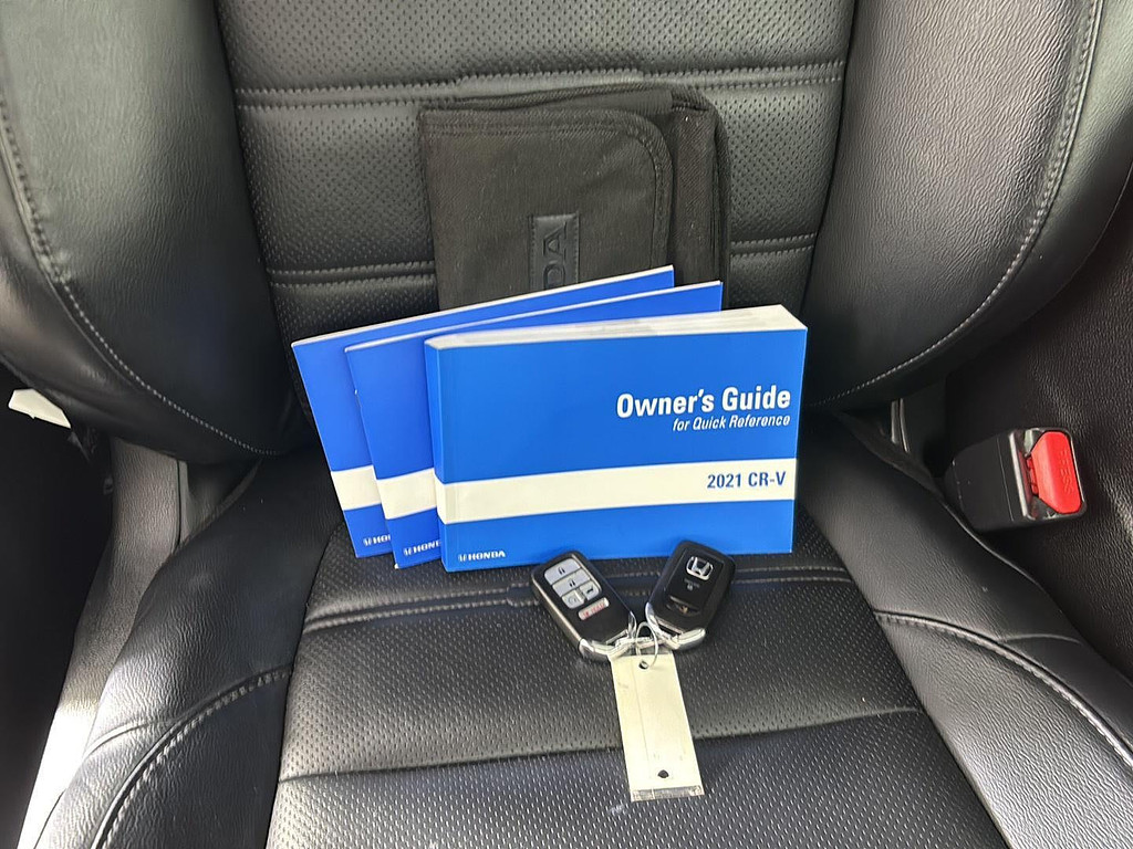 2021 Honda CR-V Located at Smart Motors Toyota slide-image