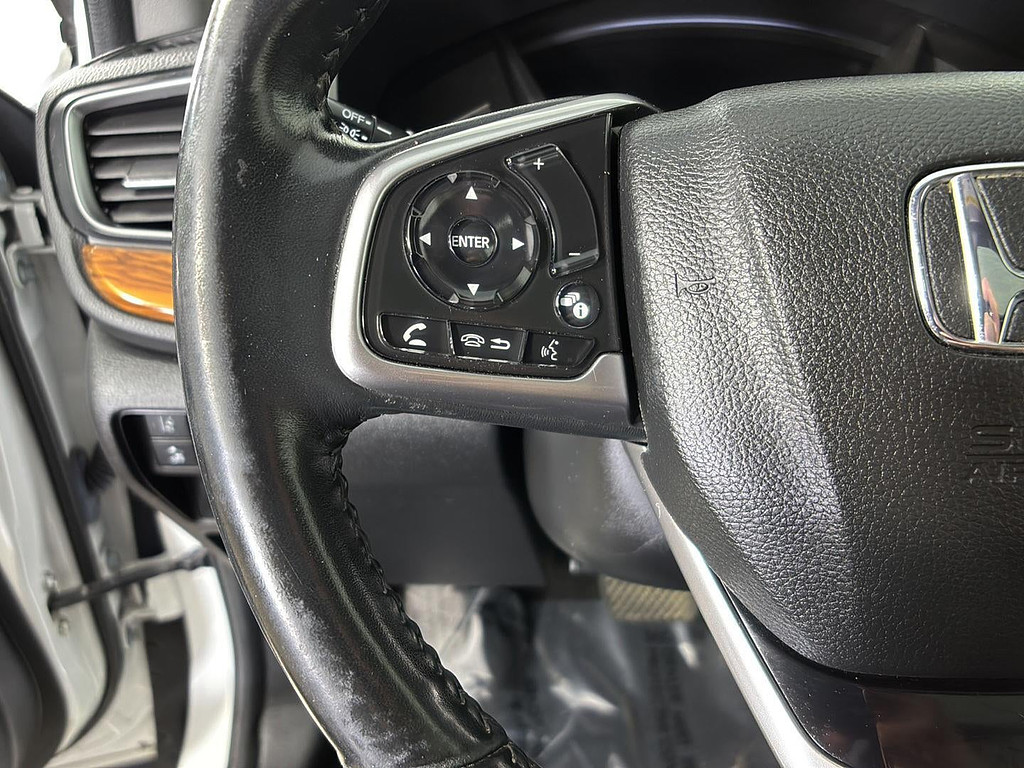 2021 Honda CR-V Located at Smart Motors Toyota slide-image