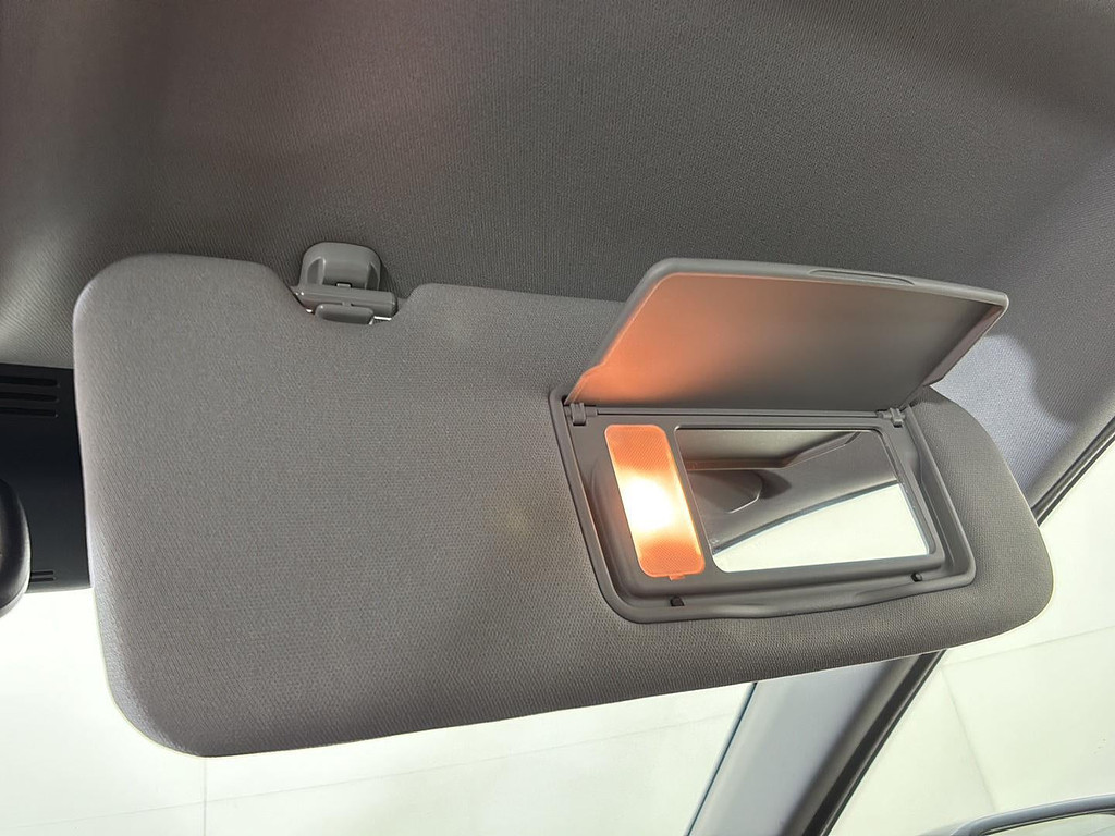 2021 Honda CR-V Located at Smart Motors Toyota light-box-slides