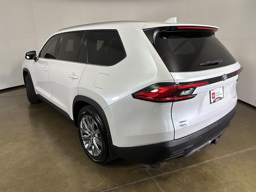 2024 Toyota Grand Highlander Located at Smart Motors Toyota light-box-slides