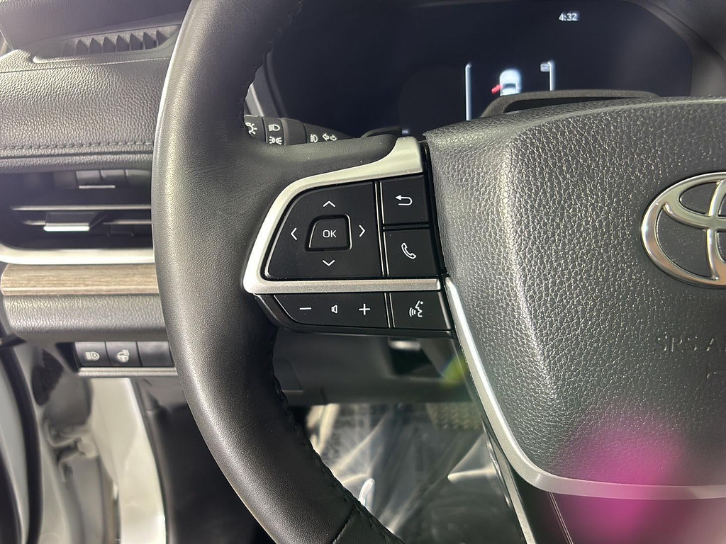 2024 Toyota Grand Highlander Located at Smart Motors Toyota slide-image