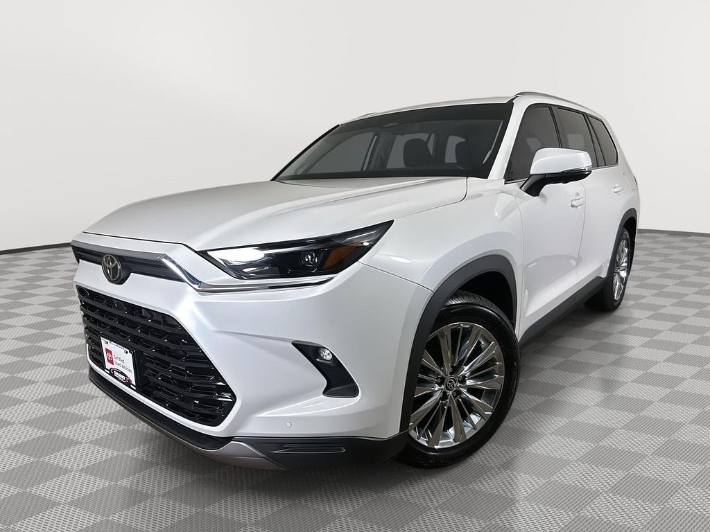 2024 Toyota Grand Highlander Located at Smart Motors Toyota slide-image