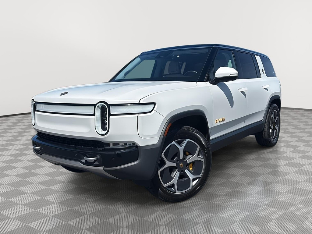 2024 Rivian R1S Adventure Quad-Motor Large Pack's photo