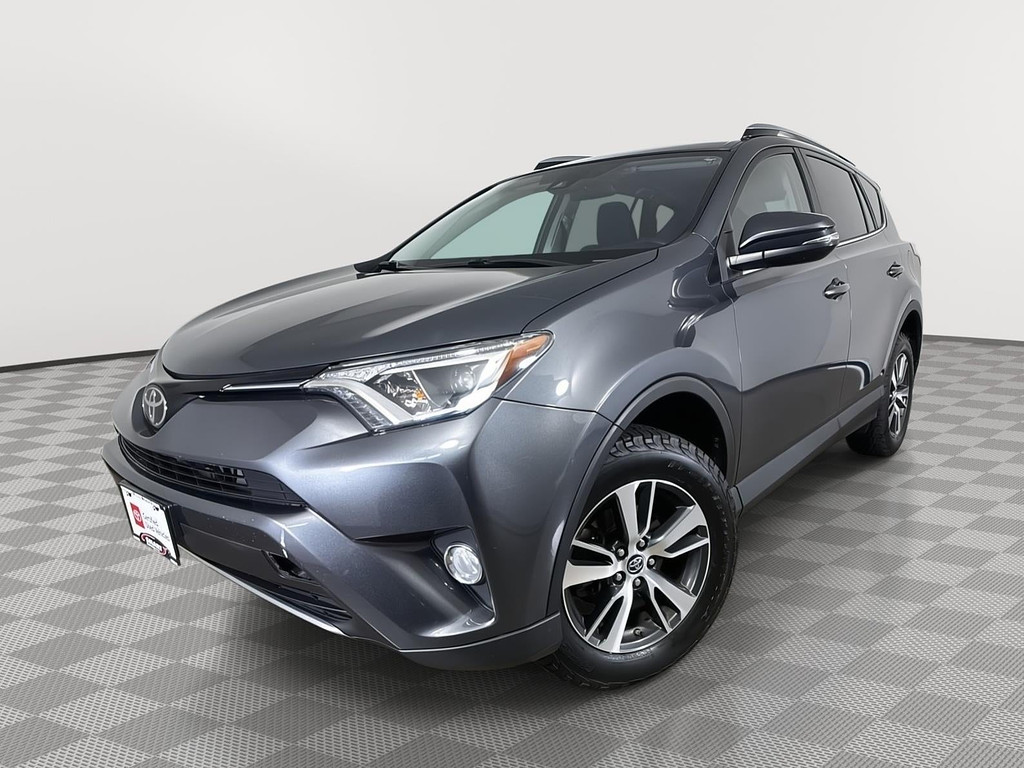 2018 Toyota RAV4 XLE AWD's photo