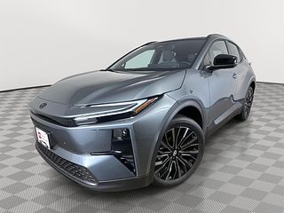Thumbnail - 2026 Toyota C-HR