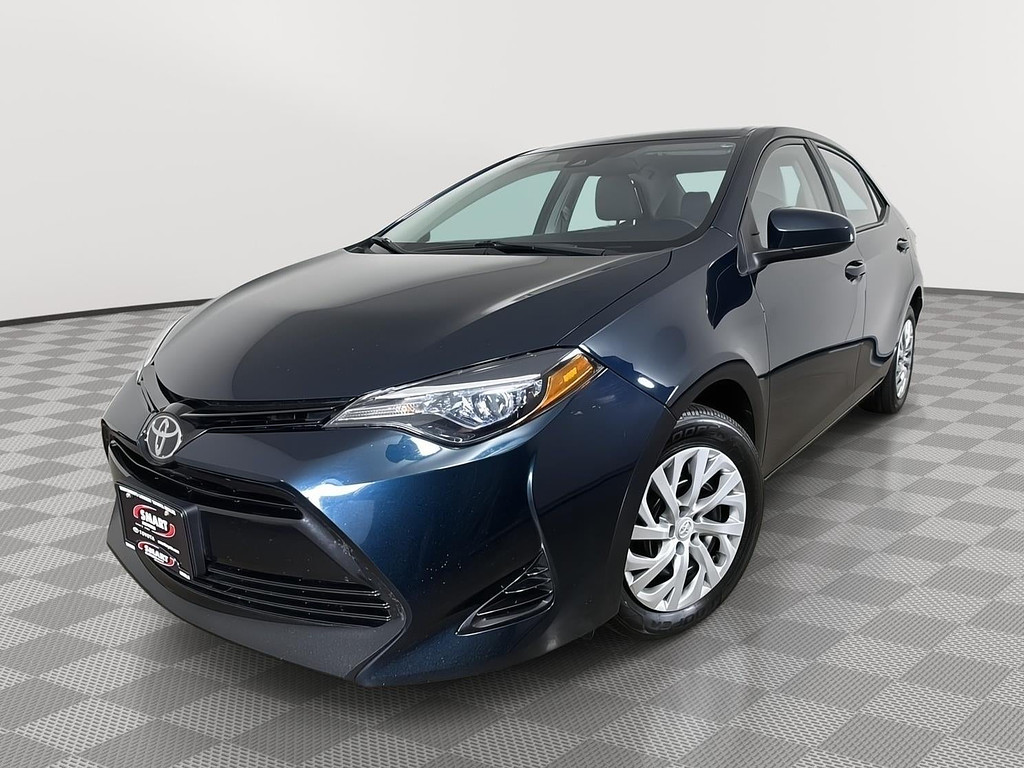 2018 Toyota Corolla LE AT's photo