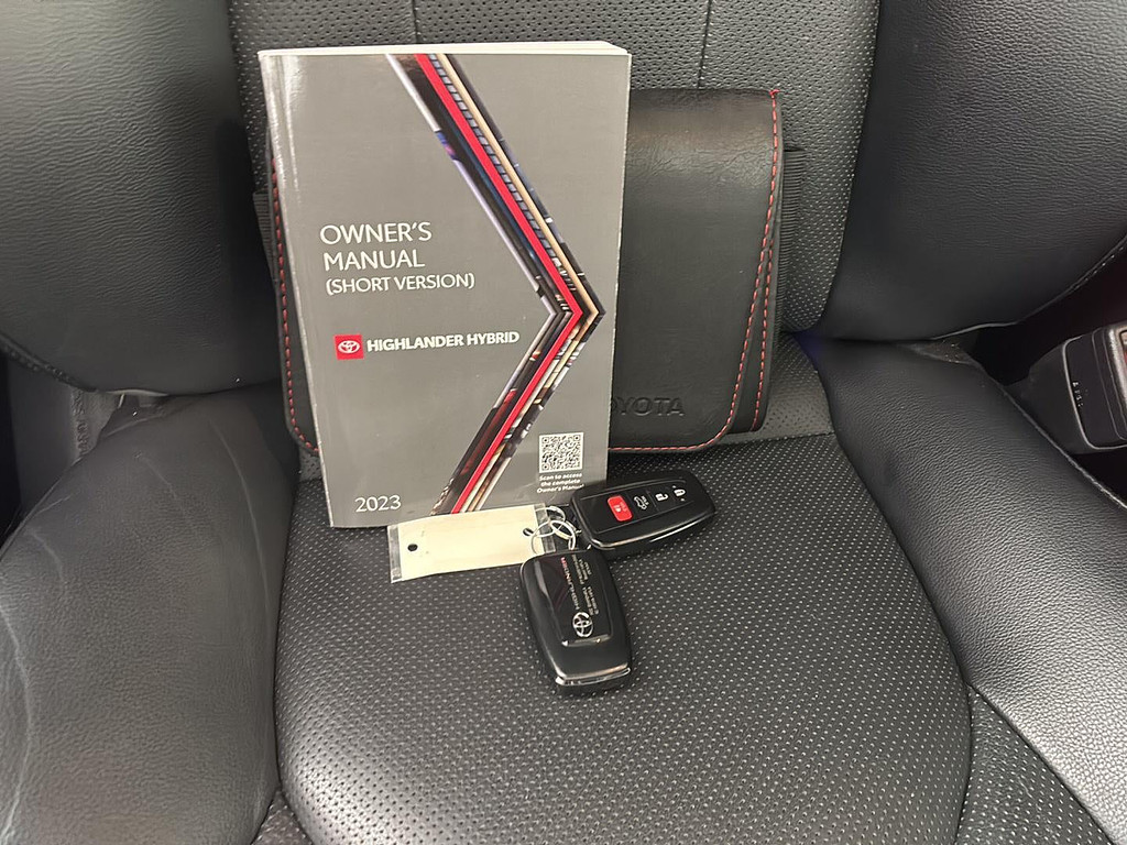 2023 Toyota Highlander Hybrid Located at Smart Motors Toyota light-box-slides