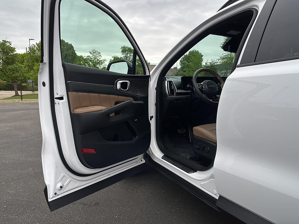 2025 Kia Sorento Located at Smart Motors Toyota light-box-slides