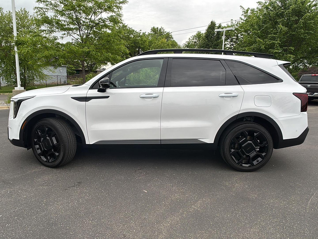 2025 Kia Sorento Located at Smart Motors Toyota light-box-slides