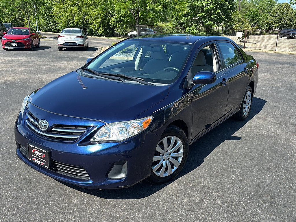 2013 Toyota Corolla LE AT's photo