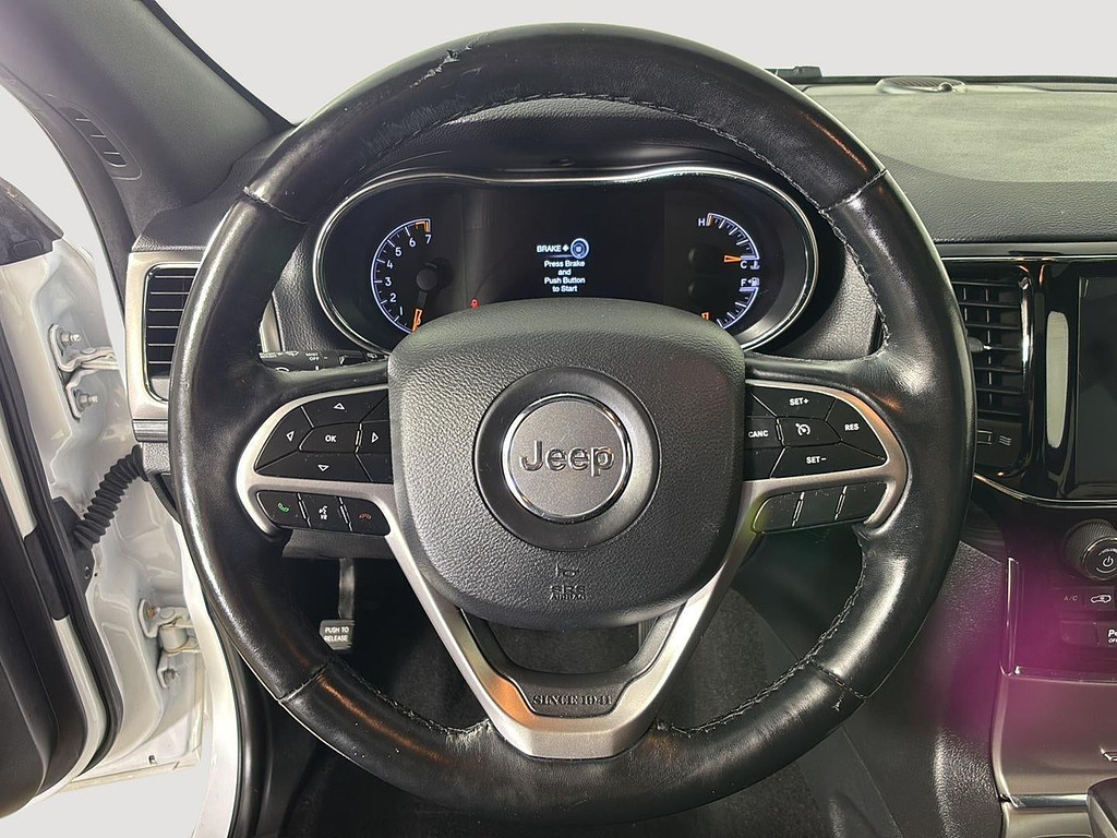 2020 Jeep Grand Cherokee Located at Smart Motors Toyota slide-image