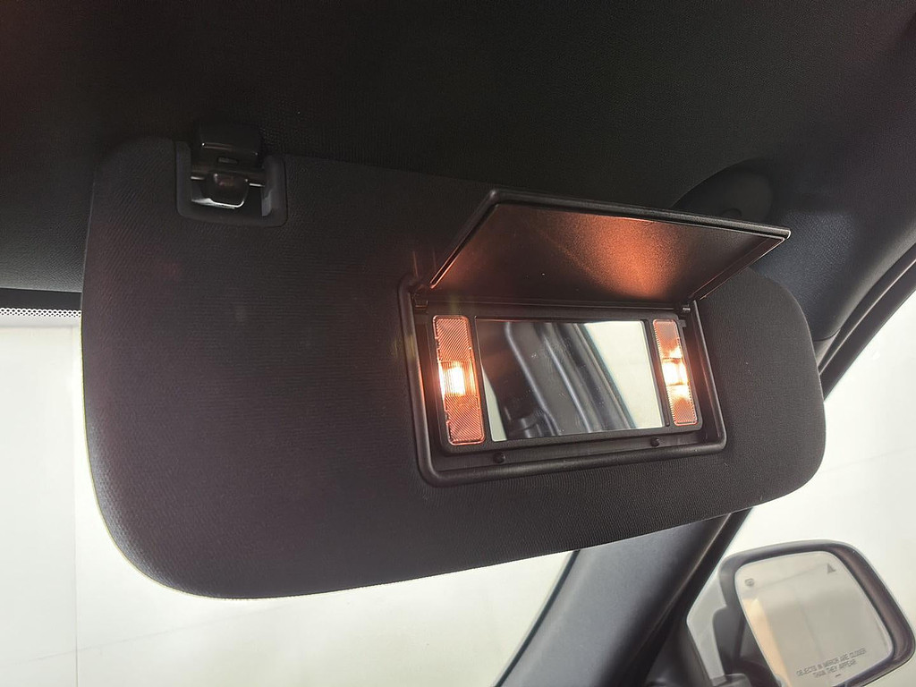 2020 Jeep Grand Cherokee Located at Smart Motors Toyota slide-image