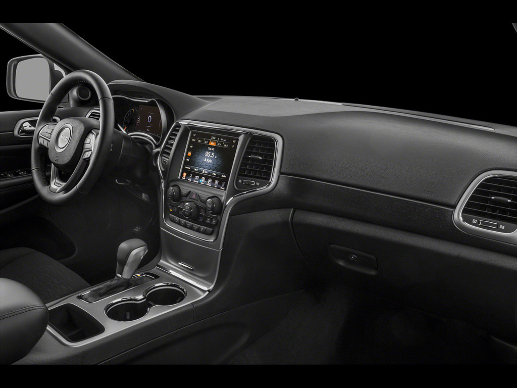 2020 Jeep Grand Cherokee Located at Smart Motors Toyota slide-image