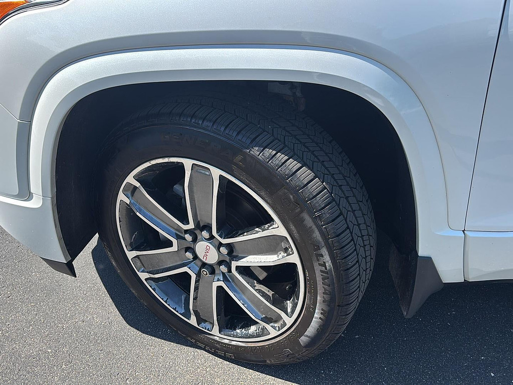 2017 GMC Acadia Located at Smart Motors Toyota light-box-slides