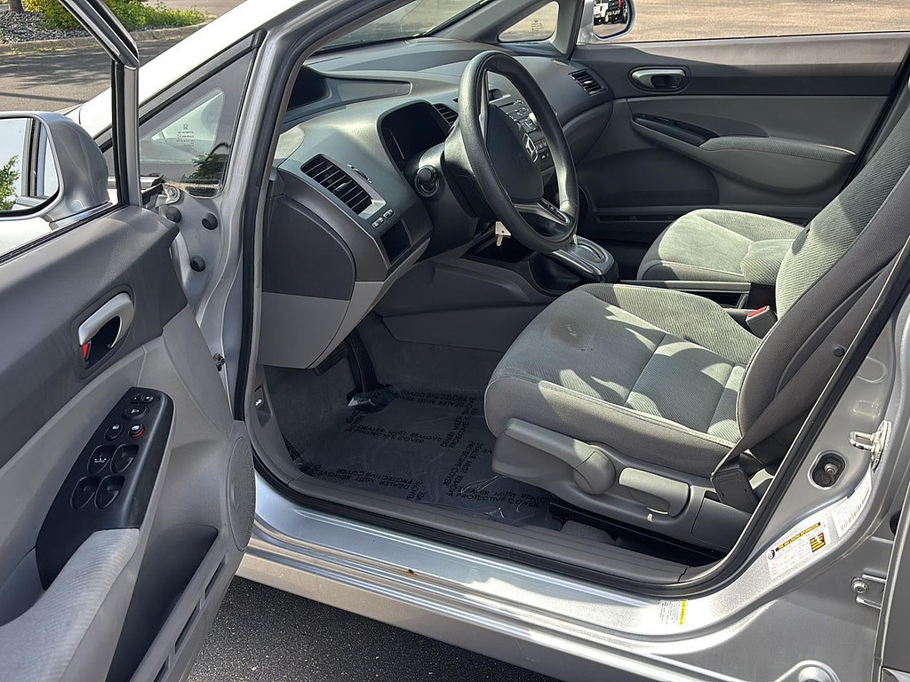 2010 Honda Civic LX Auto's photo