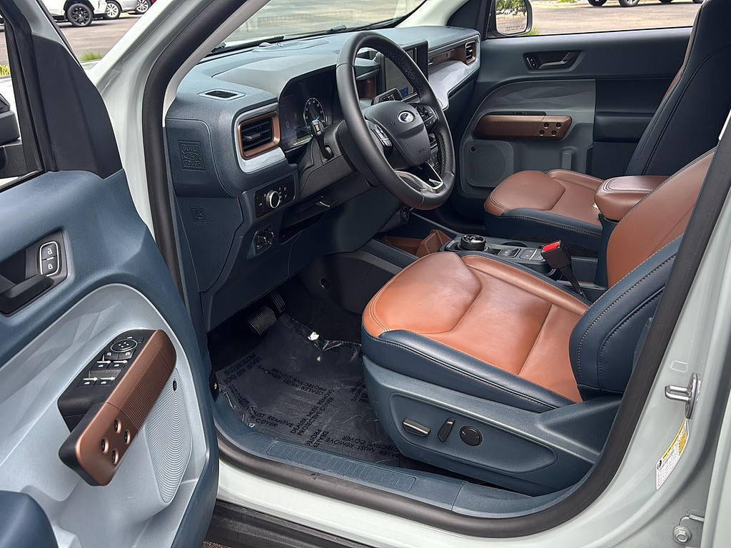 2024 Ford Maverick Located at Smart Motors Toyota slide-image