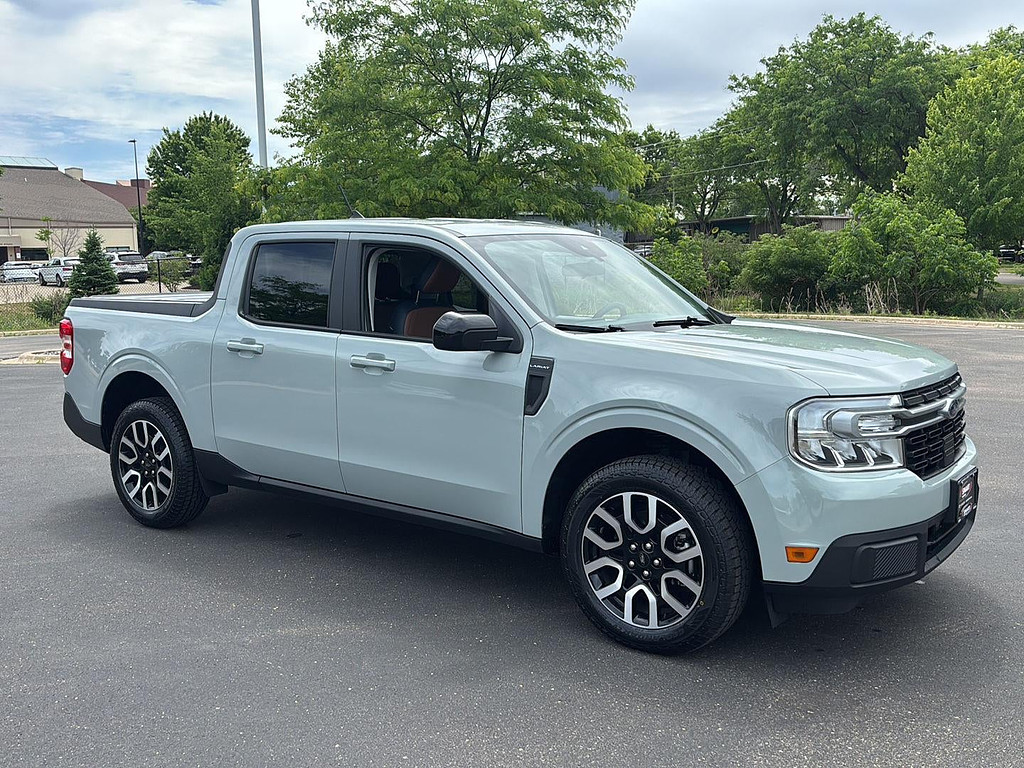 2024 Ford Maverick Located at Smart Motors Toyota slide-image