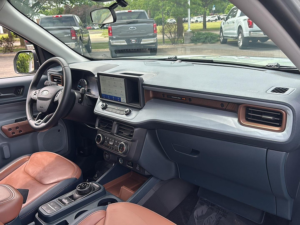 2024 Ford Maverick Located at Smart Motors Toyota light-box-slides