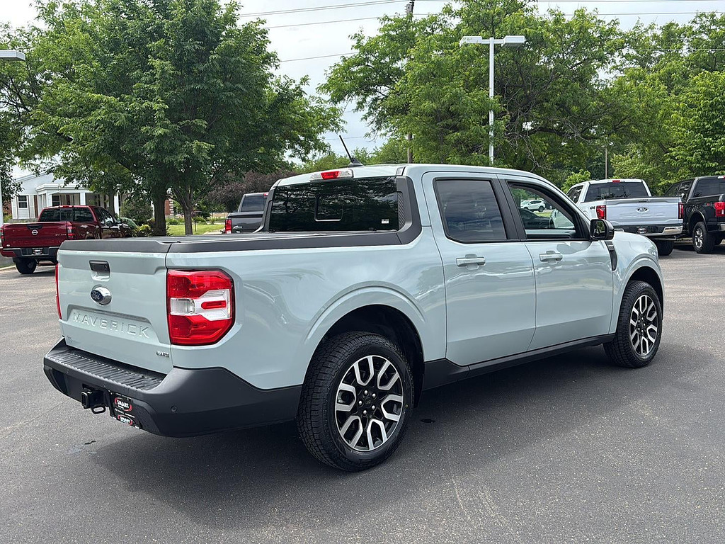 2024 Ford Maverick Located at Smart Motors Toyota slide-image