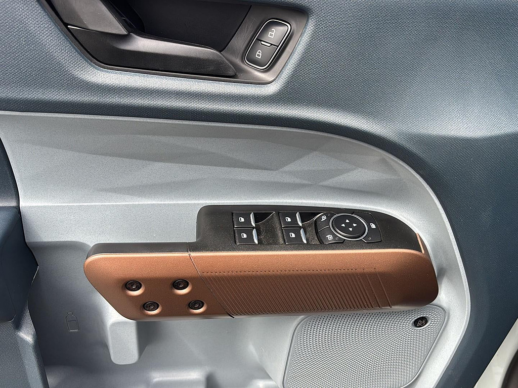 2024 Ford Maverick Located at Smart Motors Toyota slide-image