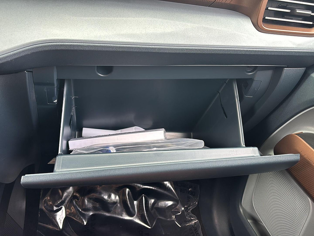 2024 Ford Maverick Located at Smart Motors Toyota slide-image