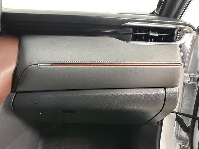 2024 Toyota Venza Located at Smart Motors Toyota slide-image