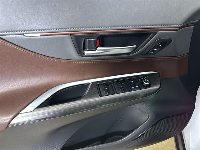 2024 Toyota Venza Located at Smart Motors Toyota slide-image
