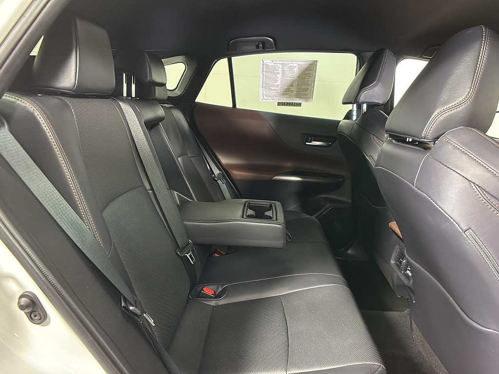 2024 Toyota Venza Limited - Photo 12