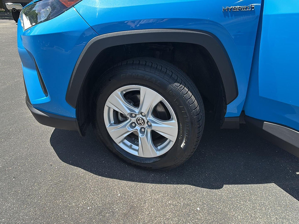 2021 Toyota RAV4 Located at Smart Motors Toyota light-box-slides