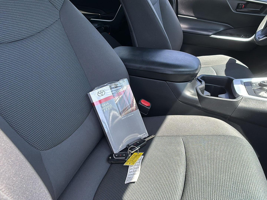2021 Toyota RAV4 Located at Smart Motors Toyota slide-image