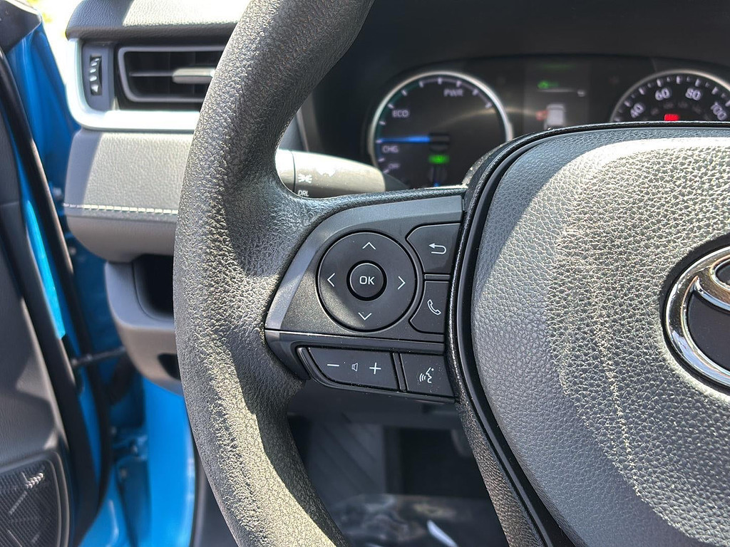 2021 Toyota RAV4 Located at Smart Motors Toyota slide-image