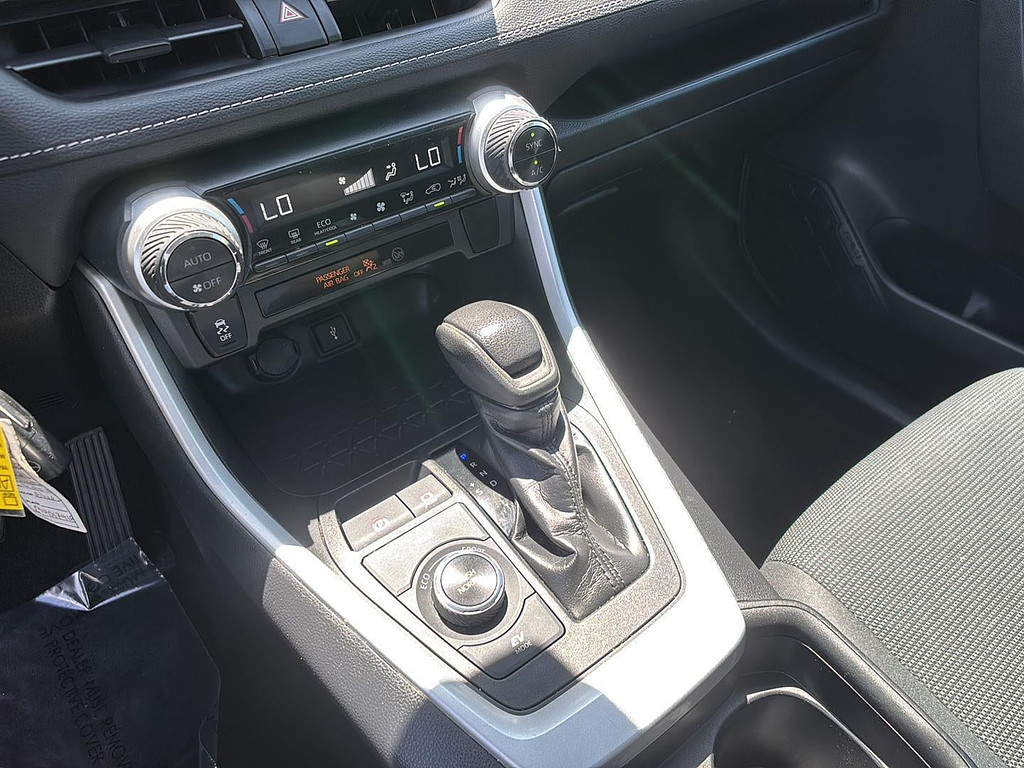 2021 Toyota RAV4 Located at Smart Motors Toyota light-box-slides