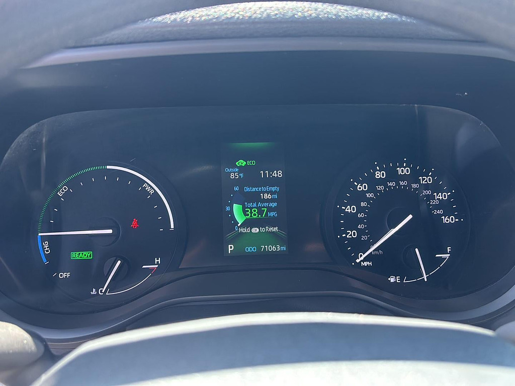 2022 Toyota Sienna Located at Smart Motors Toyota slide-image