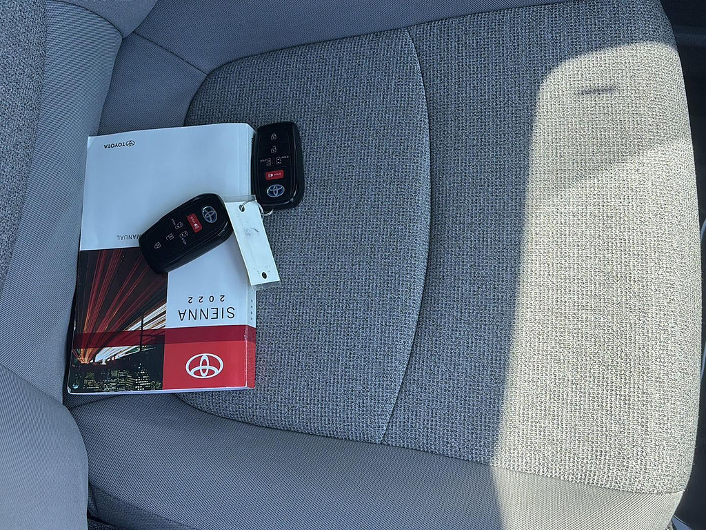 2022 Toyota Sienna Located at Smart Motors Toyota slide-image