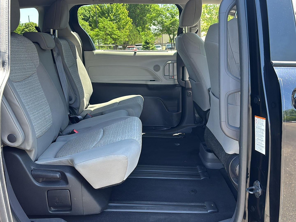 2022 Toyota Sienna Located at Smart Motors Toyota slide-image