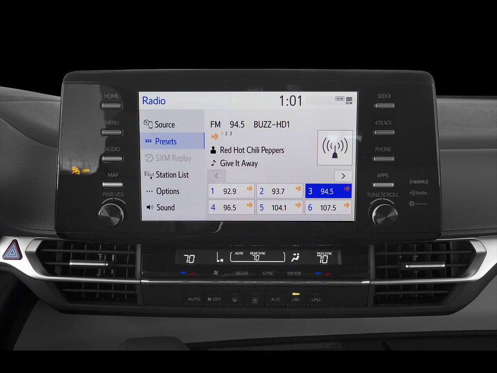 2022 Toyota Sienna Located at Smart Motors Toyota light-box-slides