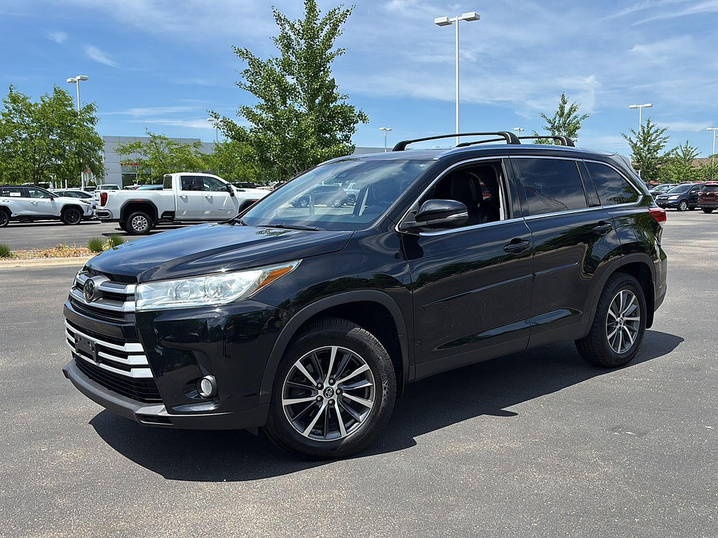 2019 Toyota Highlander XLE 4x4 V6's photo