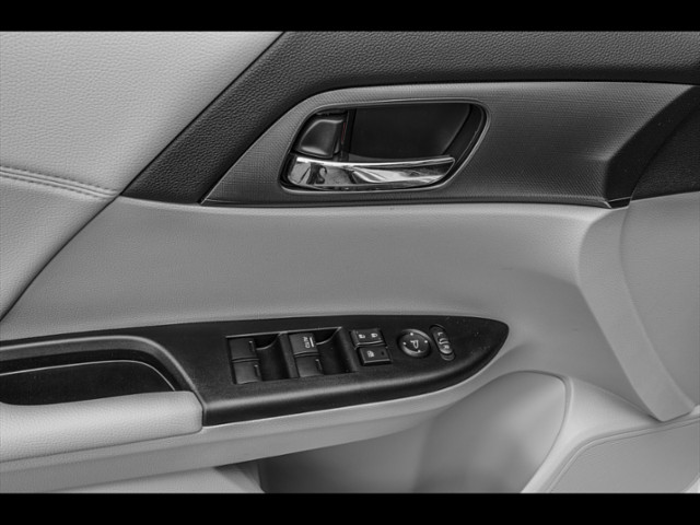 2013 Honda Accord Located at Smart Motors Toyota slide-image