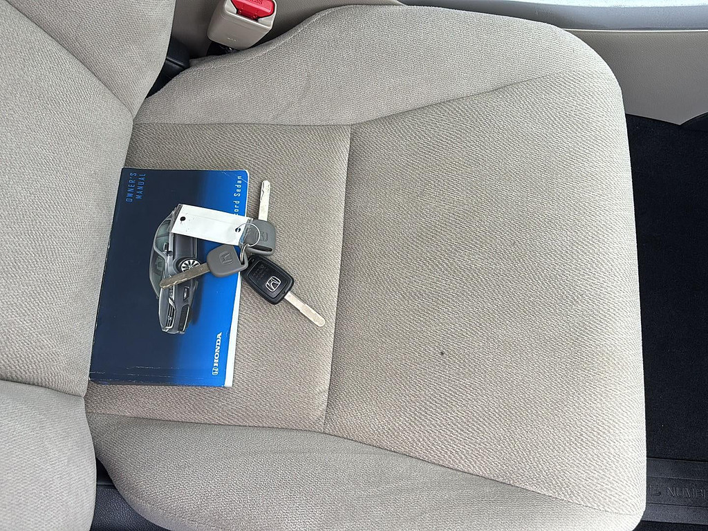 2013 Honda Accord Located at Smart Motors Toyota slide-image