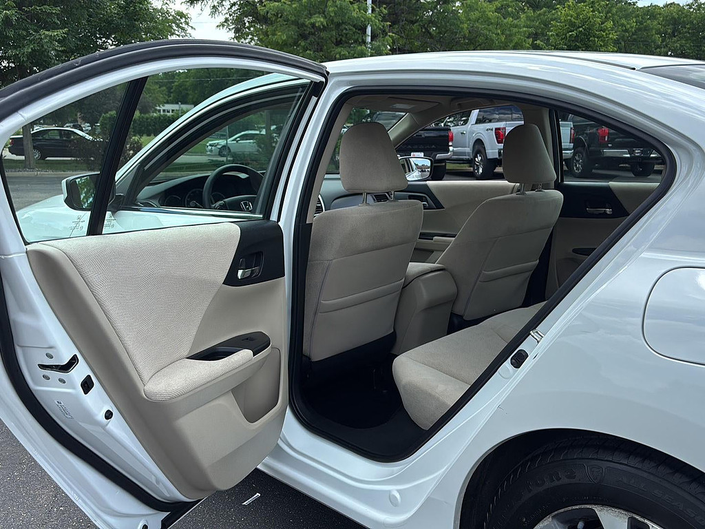 2013 Honda Accord Located at Smart Motors Toyota slide-image