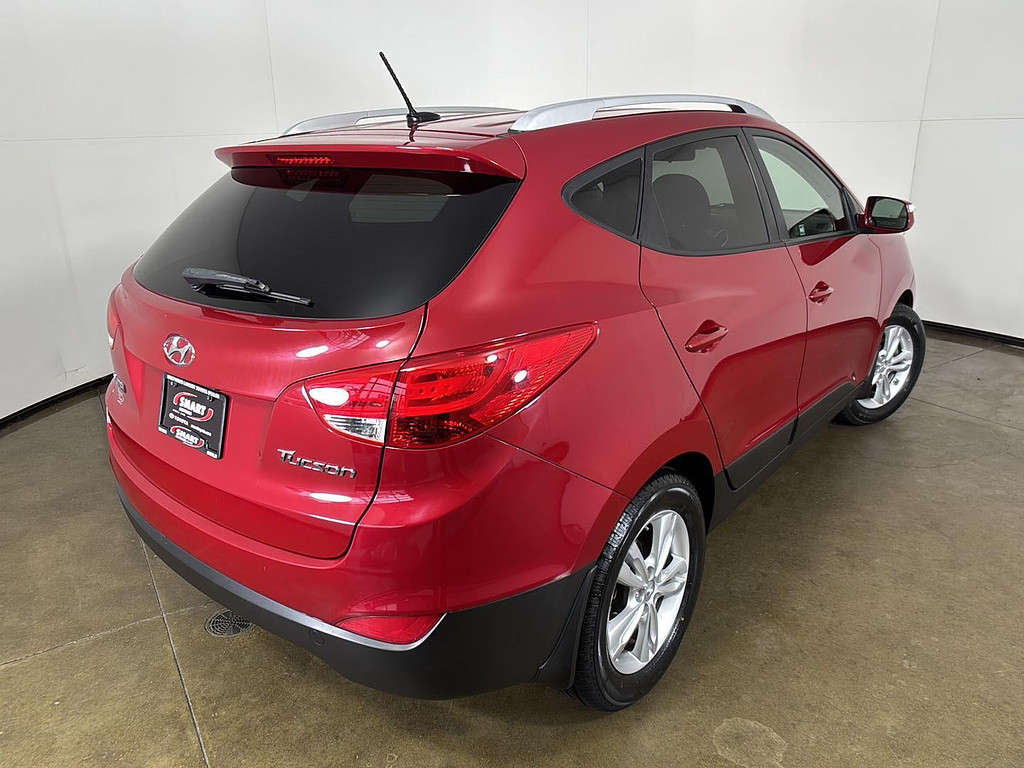 2012 Hyundai Tucson Located at Smart Motors Toyota slide-image