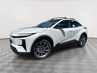 Thumbnail - 2026 Toyota C-HR