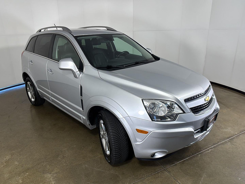 2012 Chevrolet Captiva Sport Fleet Located at Smart Motors Toyota light-box-slides
