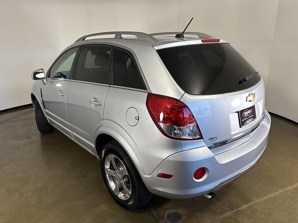 2012 Chevrolet Captiva Sport Fleet Located at Smart Motors Toyota light-box-slides