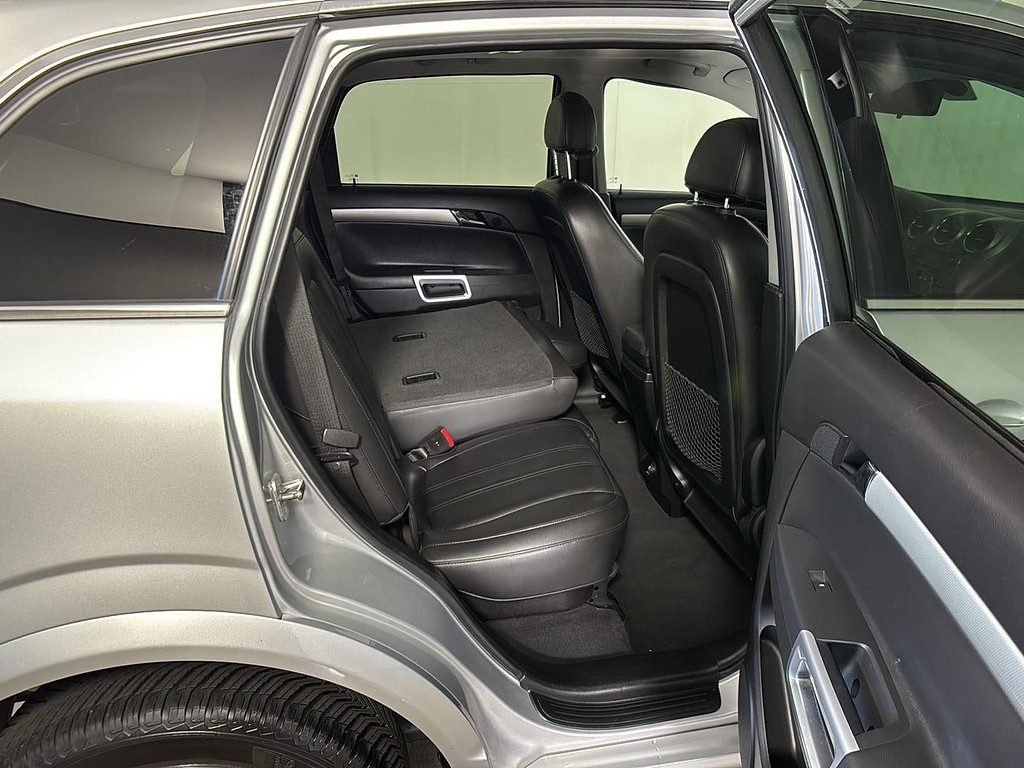 2012 Chevrolet Captiva Sport Fleet Located at Smart Motors Toyota light-box-slides