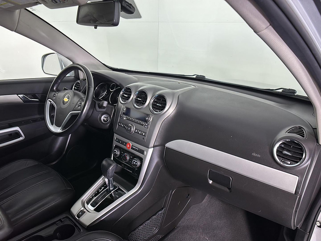 2012 Chevrolet Captiva Sport Fleet Located at Smart Motors Toyota light-box-slides