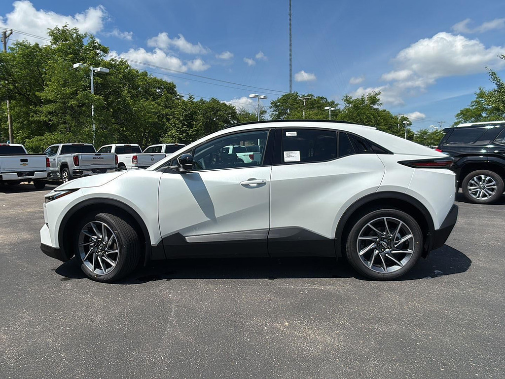 2026 Toyota C-HR Located at Smart Motors Toyota slide-image