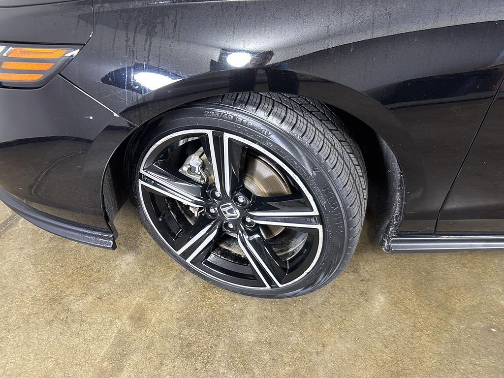 2023 Honda Accord Hybrid Located at Smart Motors Toyota slide-image